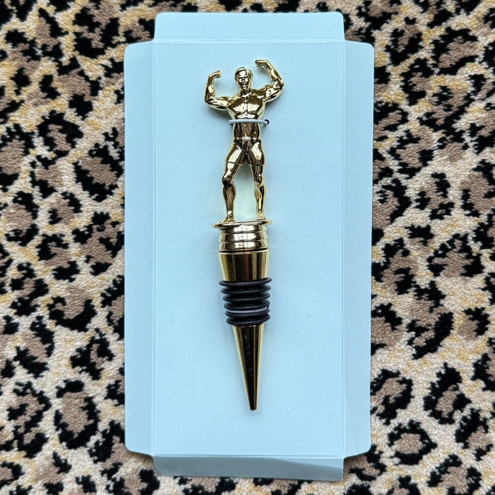 Bodybuilder wine stopper (NWT)